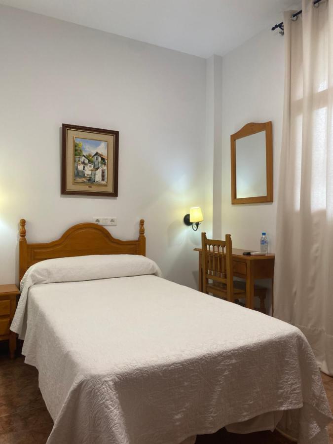 Hotel Meson Fuente Del Pino Olvera Exteriér fotografie